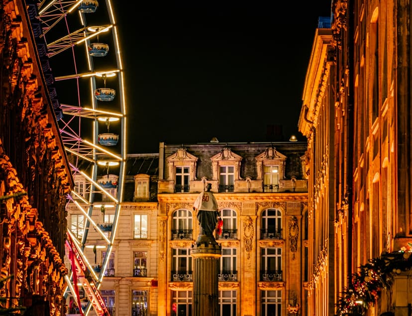 Ambiance de fête dans le centre-ville de Lille