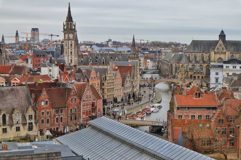 Vue depuis le château des Comtes (Gravensteen) à Gand