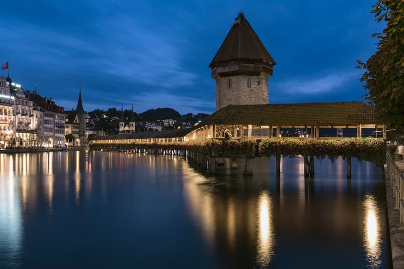 Le célèbre pont de la Chapelle (Kapellbrücke) à Lucerne
